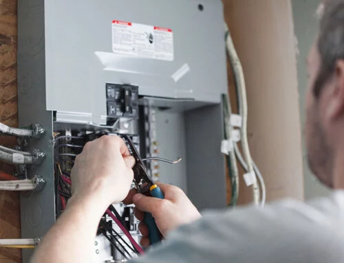 Electrician Upgrading a Homes Distribution Board